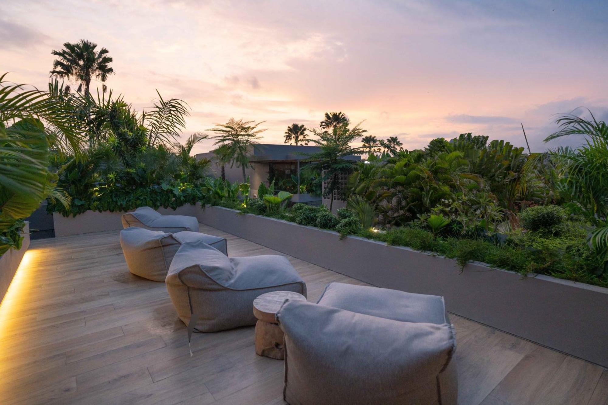 Sin Nombre Bali - Sauna, Ice Bath & Roof Terrace チャングー エクステリア 写真