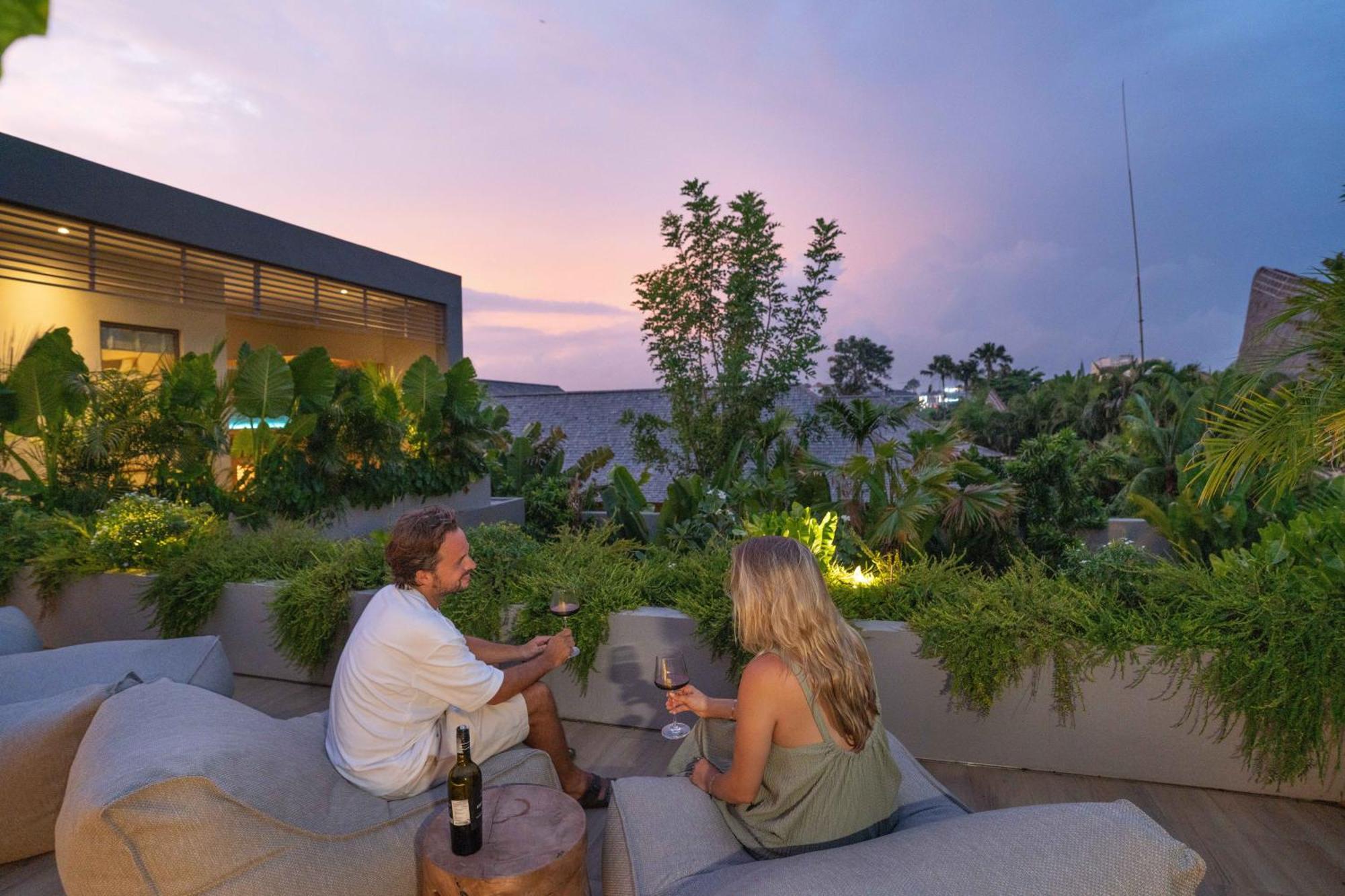 Sin Nombre Bali - Sauna, Ice Bath & Roof Terrace チャングー エクステリア 写真